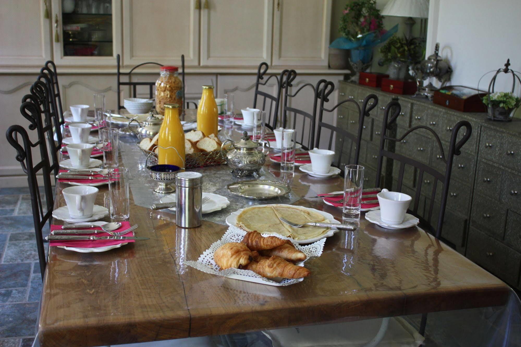 Aggarthi Bed And Breakfast Bayeux Buitenkant foto