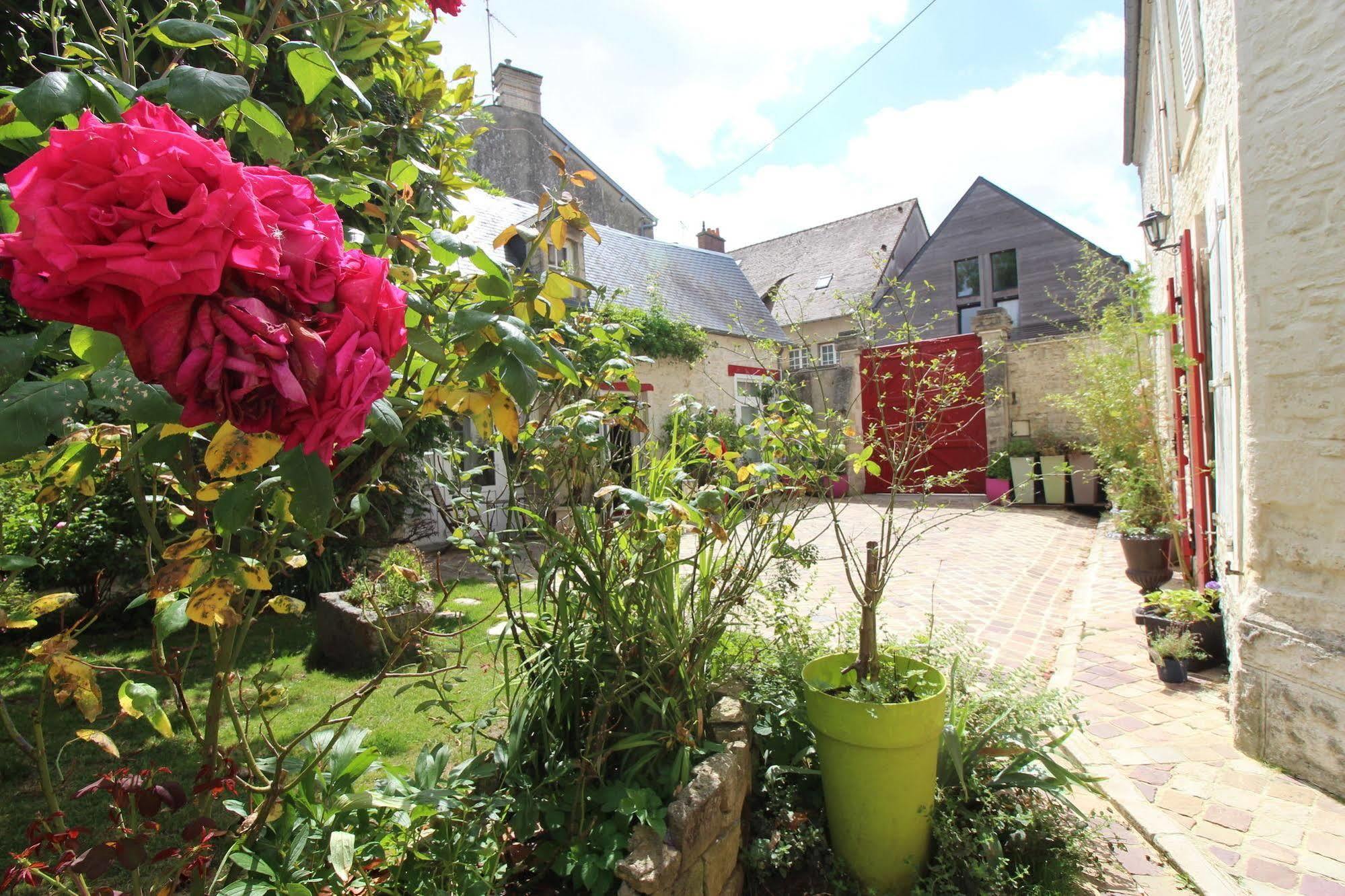 Aggarthi Bed And Breakfast Bayeux Buitenkant foto